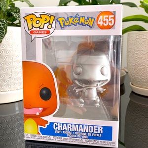 🔴SOLD 🔴Silver Charmander Funko Pop
